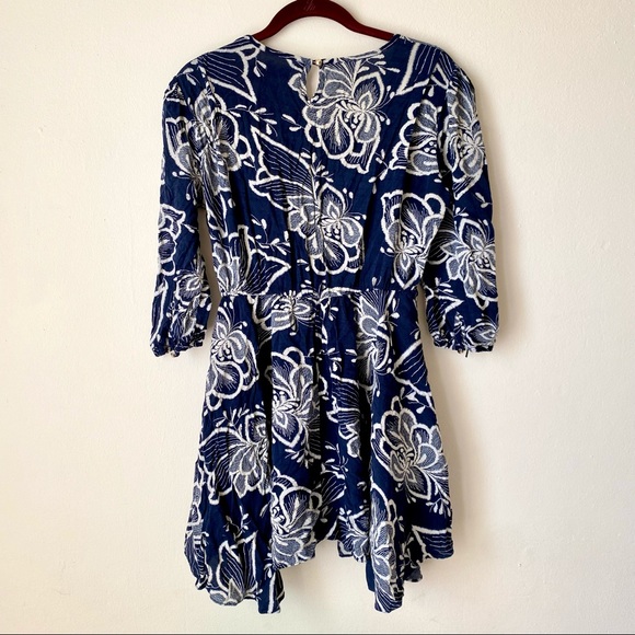 Beautiful Kling Navy Floral Dress - Picture 3 of 5